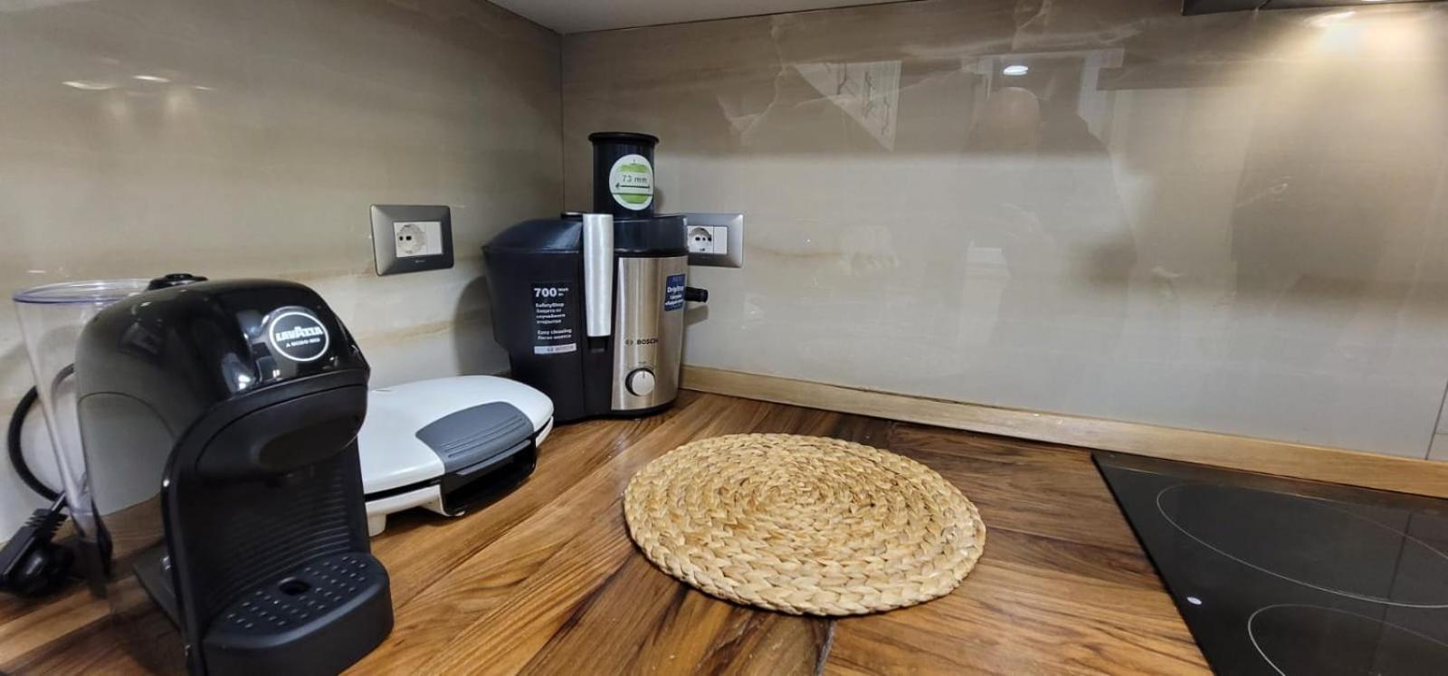 New Bazar Luxury Apartment Тирана Экстерьер фото